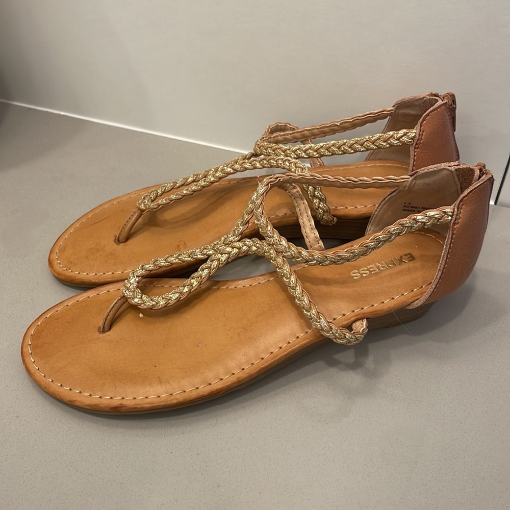 Express Sandals - Picture 2 of 3